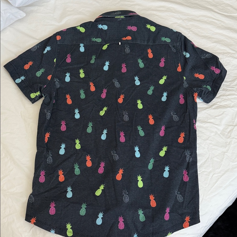 STONE ROSE Navy w/Pineapple Print Short Sleeve Shirt sz L - Picture 3 of 3